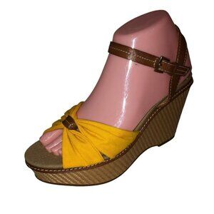 Via Neroli Womens Size 7.5 M Yellow Open Toe Platform Espadrille Wedge Sandals